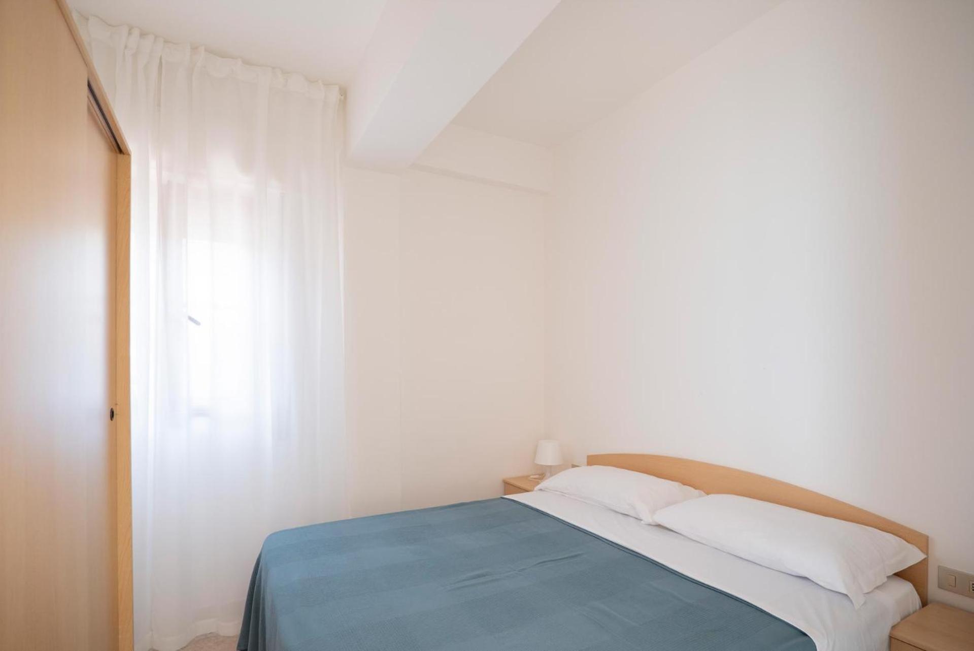 Residence Lido Dei Pini Mattinata Luaran gambar